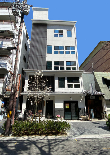 木屋町のはりビル
