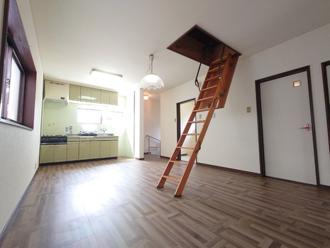 サンピアハイツ　2LDK